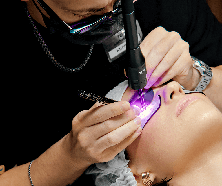 Изображение акции 'LED по цене обычного наращивания'