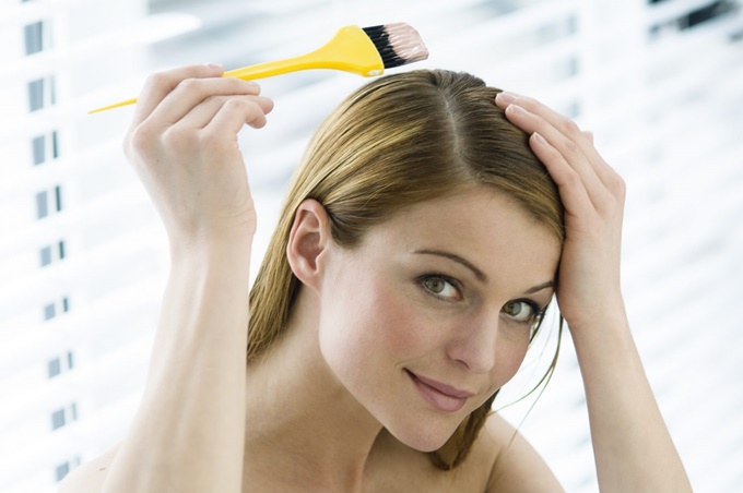 19 ошибок при самостоятельном окрашивании волос, которых легко избежать