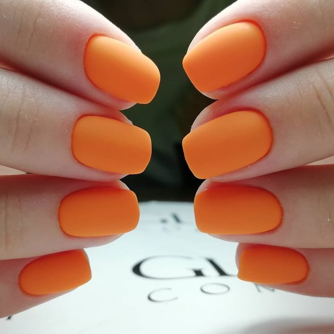 Матовый оранжевый дизайн