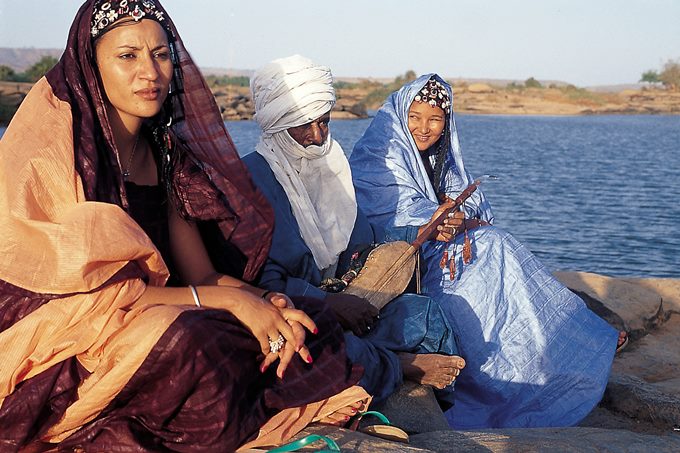 Красота женского тела в Сахаре