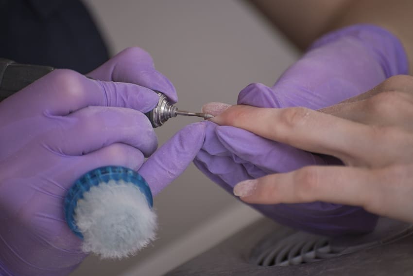 Что собой представляют нижние формы для наращивания ногтей