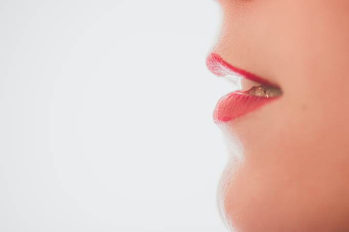 О чем говорит форма губ у женщин