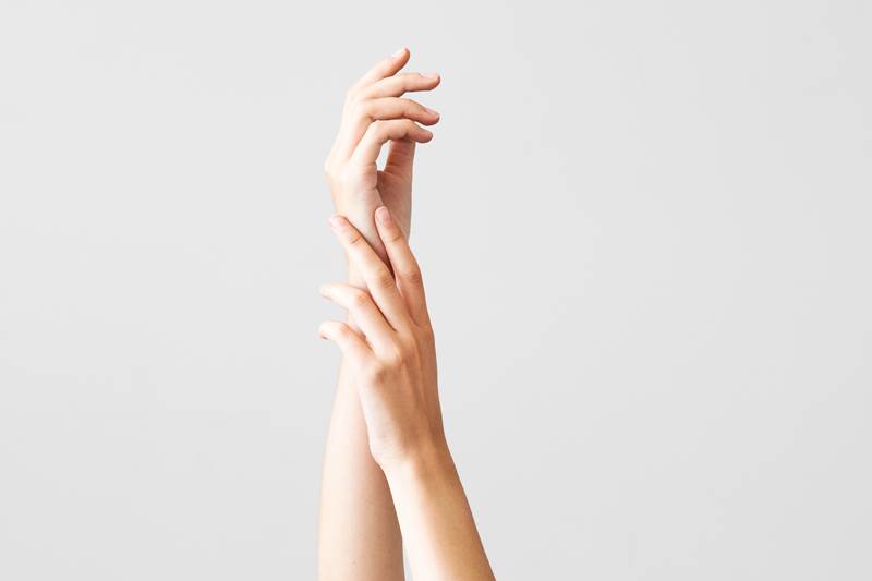 Как выбрать правильный крем по уходу за кожей рук