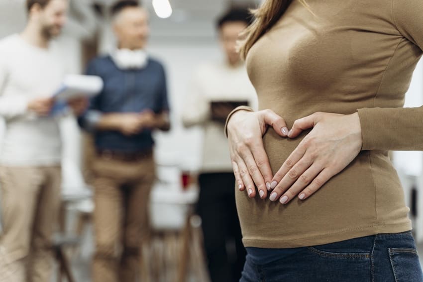 Когда и как не надо сообщать о беременности