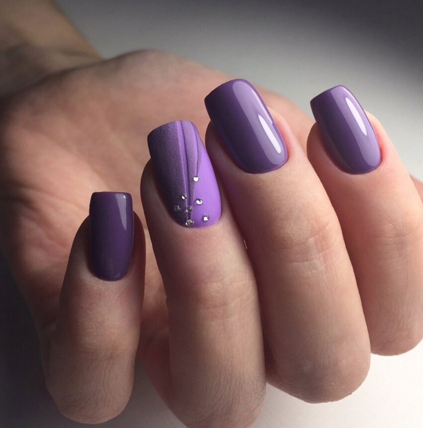 Светло-фиолетовый дизайн ногтей