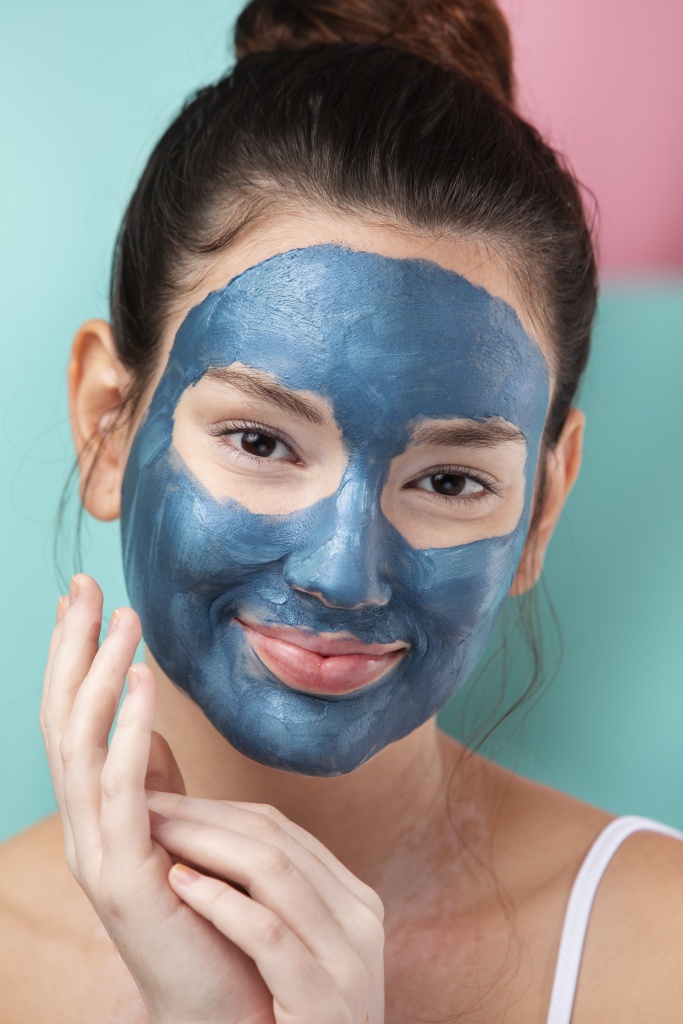 3 рецепта масок для лица из голубой глины