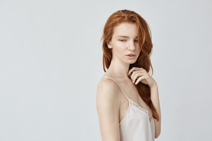 Возможные осложнения после подтяжки шеи и противопоказания