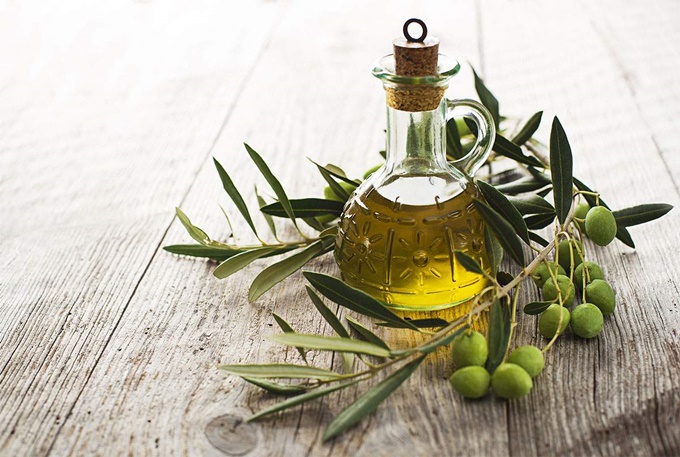 Как пользоваться оливковым маслом для ресниц