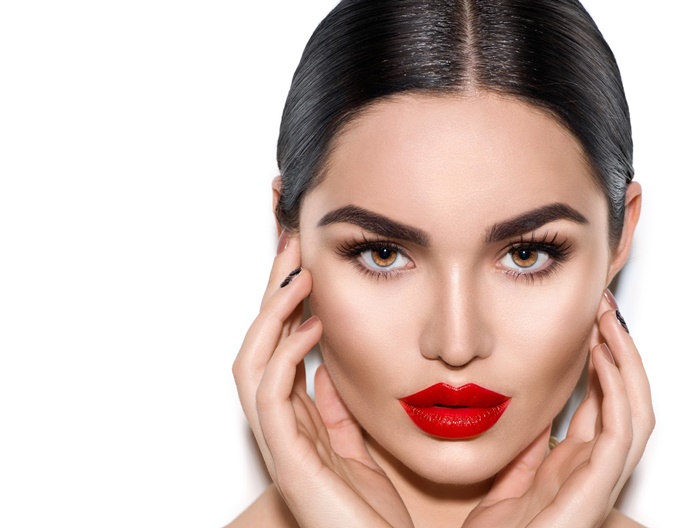Почему стоит выбрать именно Lash Botox для ресниц и бровей