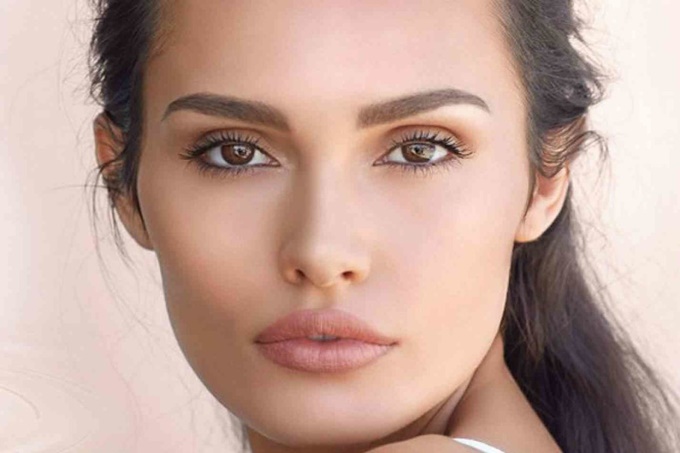 10 типичных ошибок при нанесении на глаза дневного макияжа 