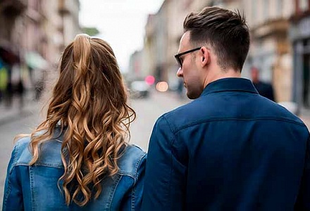 Как понять, что ты нравишься парню: заметные признаки симпатии