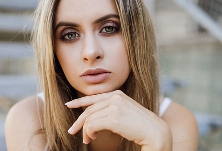 Какой цвет волос подойдет к зеленым глазам: самые эффектные оттенки