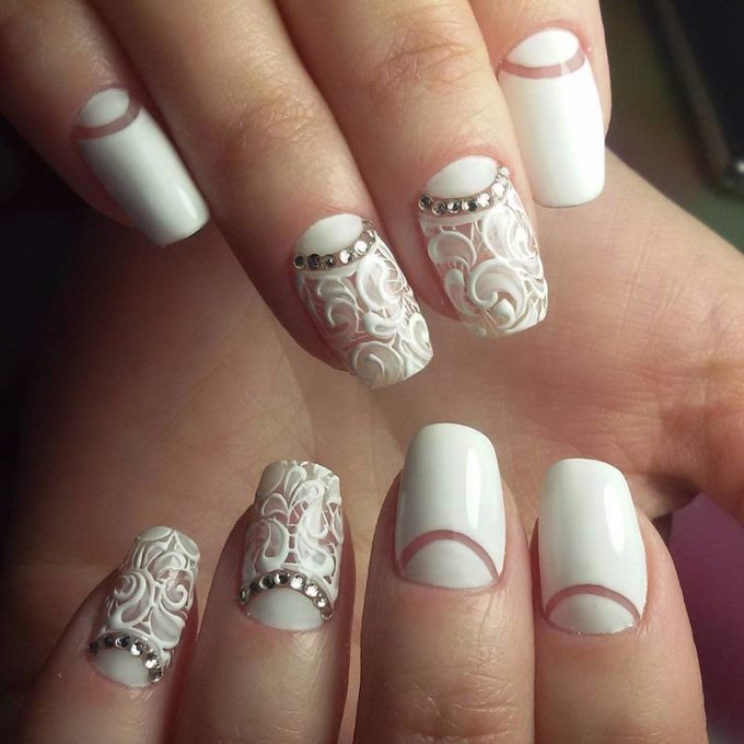 белый маникюр с кружевом белый маникюр с кружевом