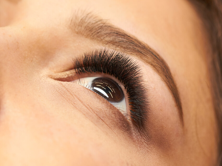 Мифы и заблуждения про наращивание ресниц Мифы и заблуждения про наращивание ресниц