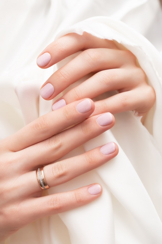 Свадебный маникюр для ногтей разной длины и формы Свадебный маникюр для ногтей разной длины и формы