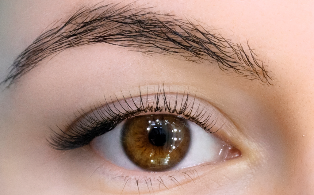 Наращивание ресниц неполный объем Наращивание ресниц неполный объем