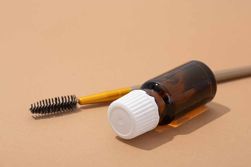 5 правил ухода за наращенными ресницами 5 правил ухода за наращенными ресницами