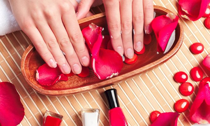 На чем не стоит экономить для маникюра На чем не стоит экономить для маникюра