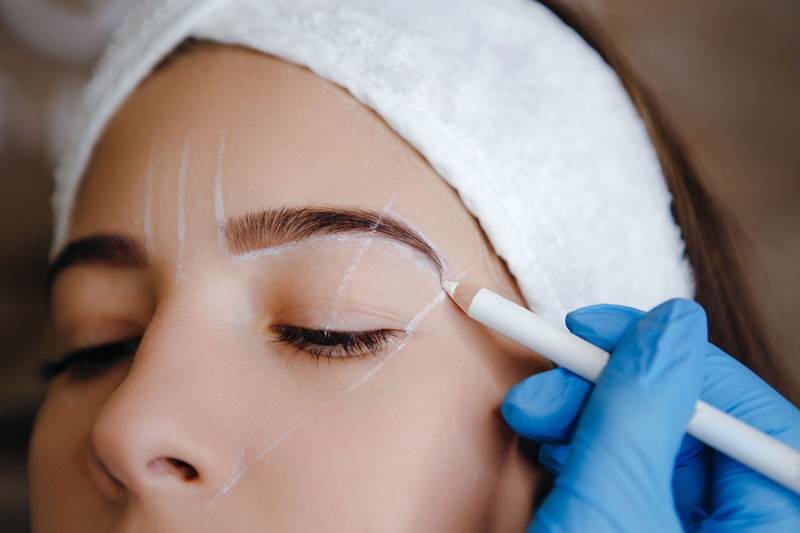 Типичные ошибки Ежедневные приемы по уходу за бровями